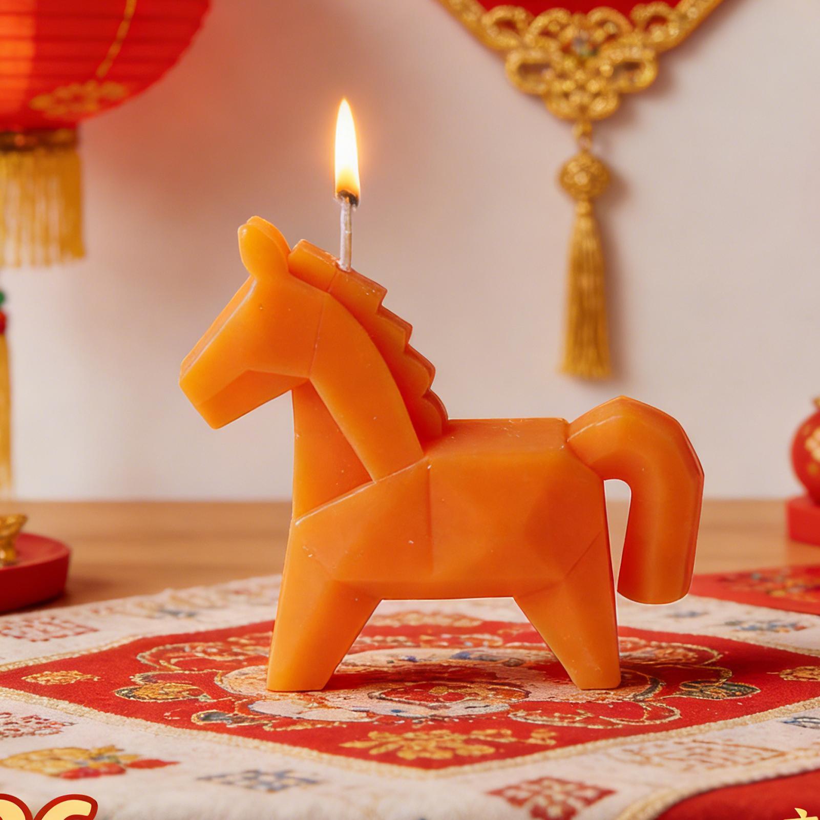 Beeswax Taper Candle - Candela Profumata a Forma di Cavallo,